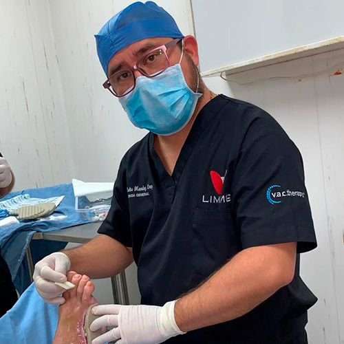 Dr. Carlos Armando Méndez Orozco