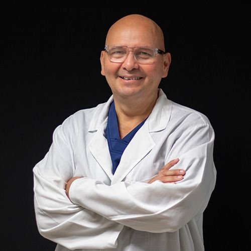 Dr. Martín Fernando Téllez Romero