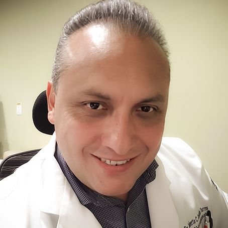 Dr. Roberto Carlos Castillo Torres